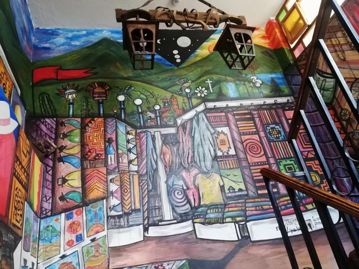 Bed and Breakfast Flying Donkey à Otavalo Extérieur photo